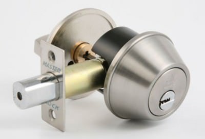 Замок врезной на китайскую дверь deadbolt Master Lock
